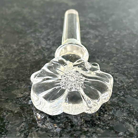 MIKASA Vintage Floral Poppy Crystal Clear Wine bottle stopper flower Like new - Picture 4 of 10